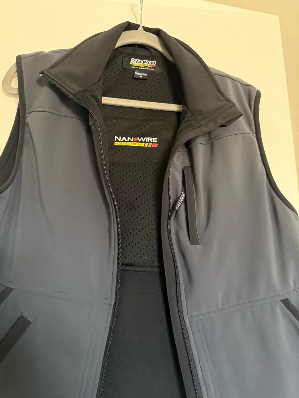 Gerbing's Heated Vest Mens Medium Black Softshell 7 Volt NanoWire Motorcycle